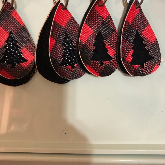 Faux leather/leather earrings. Handmade earrings. - Picture 5 of 16